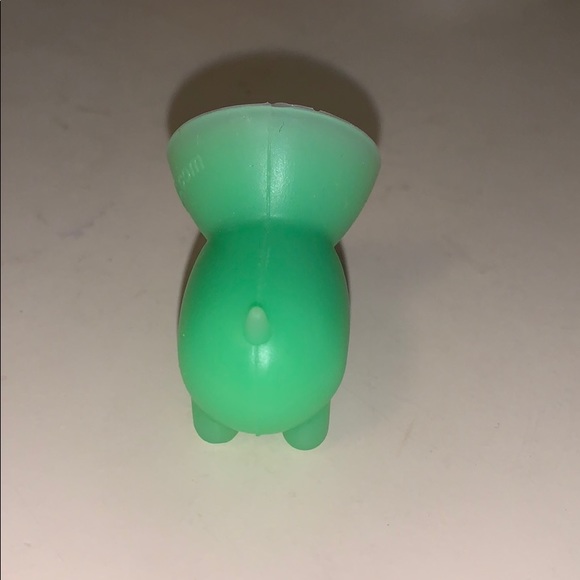 Green piggy phone stand - Picture 3 of 3